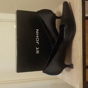 ST. JOHN Silk satin shoes